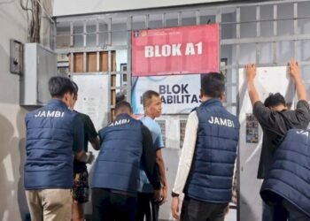 Kakanwil Ditjenpas Jambi Hidayat Pimpin Razia Blok Hunian di Lapas Jambi