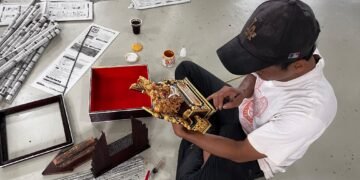 Plakat Barong Lapas Kerobokan: Cenderamata Berkelas untuk Komisi XIII DPR RI