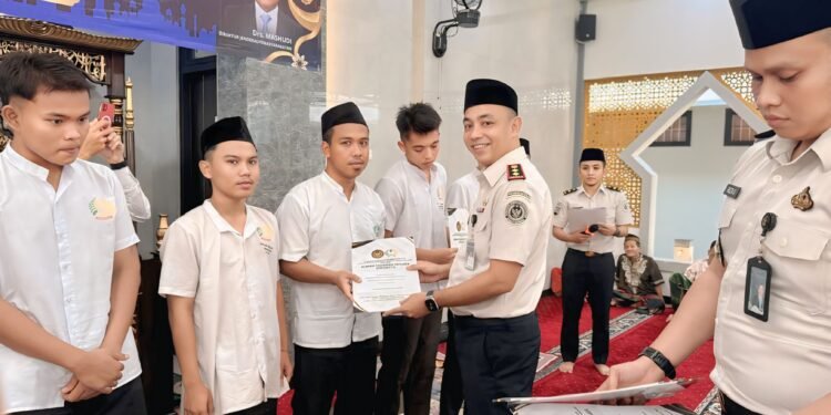 Momentum Kemenangan: 273 WBP Rutan Surabaya Raih Remisi Idulfitri, 7 Orang Langsung Bebas